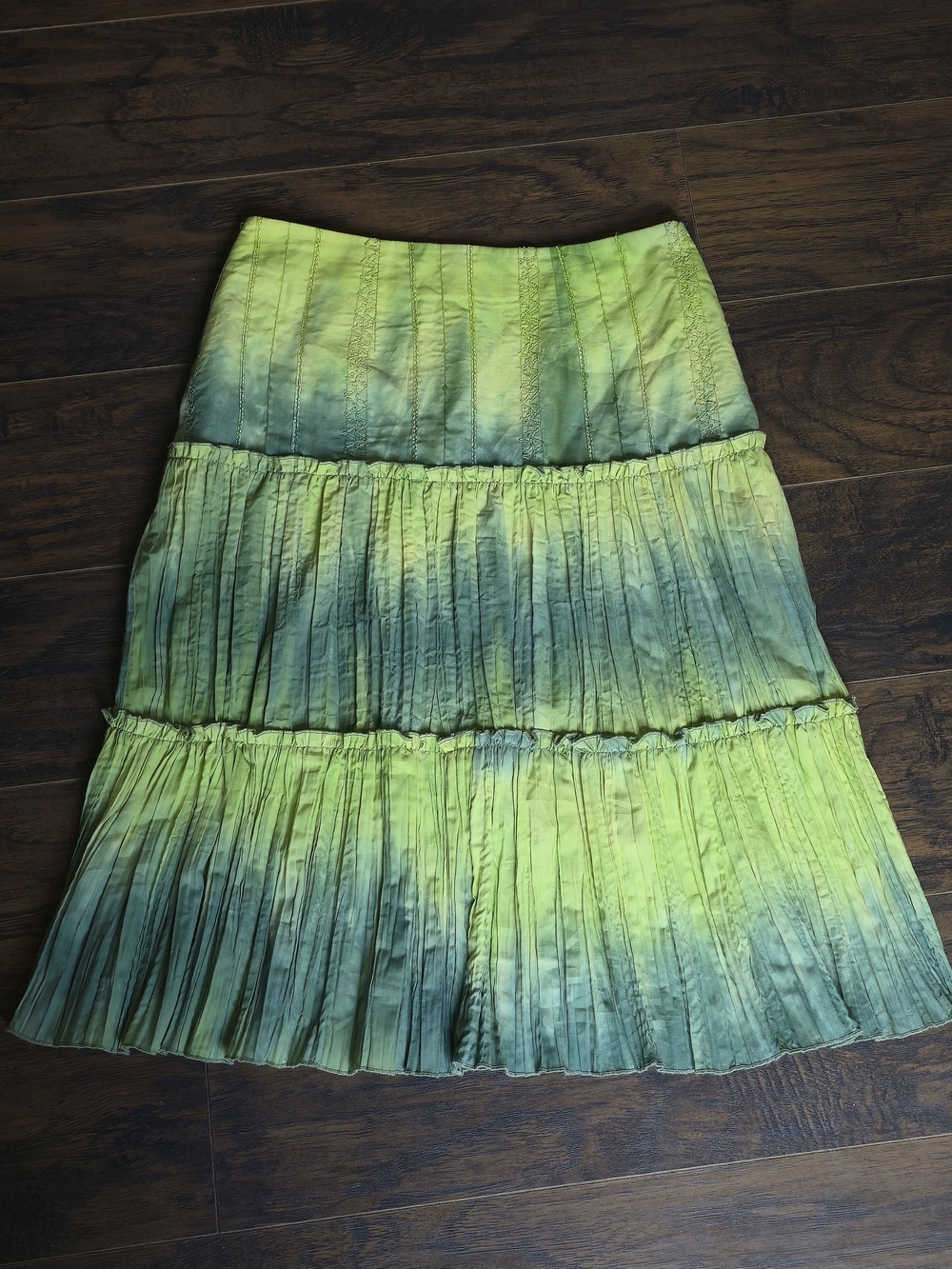 🦋Tiered Green Tye Dye Pleated Y2K Skirt🦋